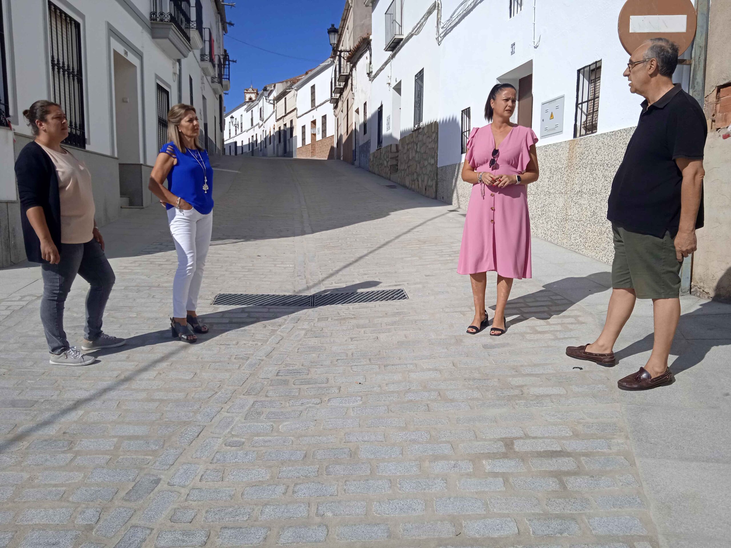 Fuente Obejuna Culmina la Pavimentación de la Calle Córdoba como Parte del Programa PFEA 2022