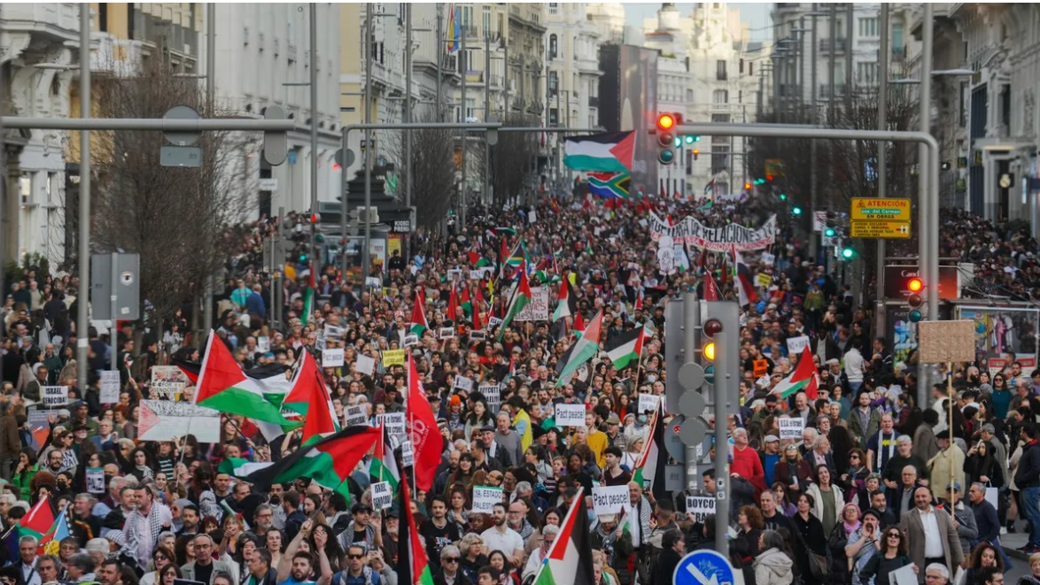Marcha en Madrid exige alto el fuego en Gaza y condena la ofensiva militar israelí, con participación desde Córdoba