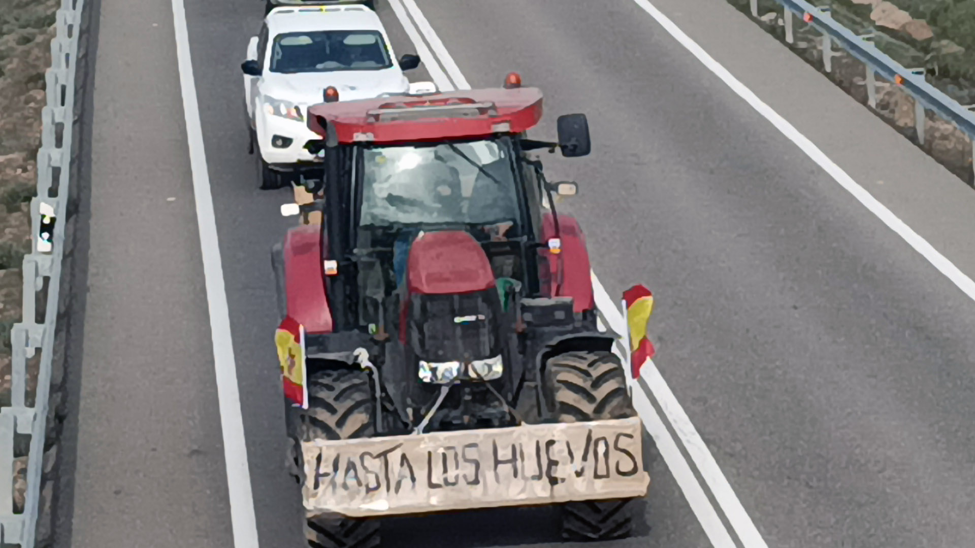 Agricultores y Ganaderos de toda España colapsan todas las carreteras importantes del país