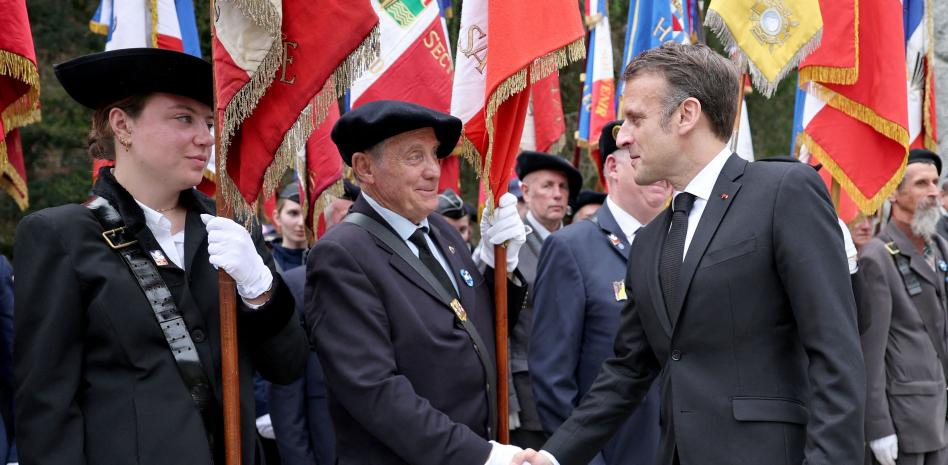 Macron elogia la valentía de los maquis españoles en la lucha antifascista durante acto conmemorativo en Francia
