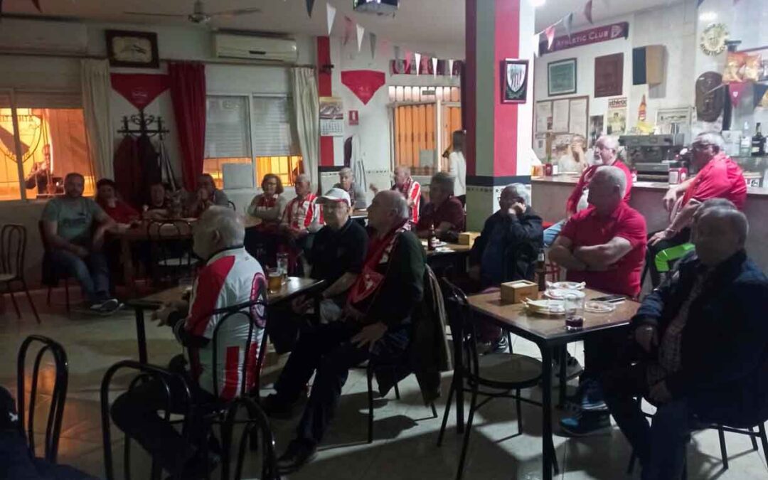 La Peña del Athletic Club de Bilbao de Peñarroya-Pueblonuevo celebra el histórico título de la Copa del Rey tras 40 años de espera