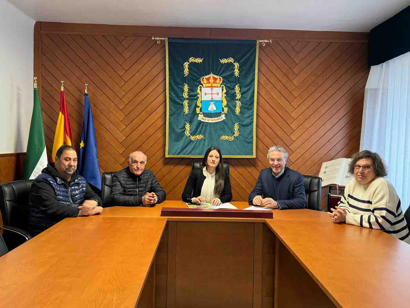 Fundación PRODE y el Ayuntamiento de Valsequillo firman el contrato del Servicio de ayuda a domicilio de la localidad