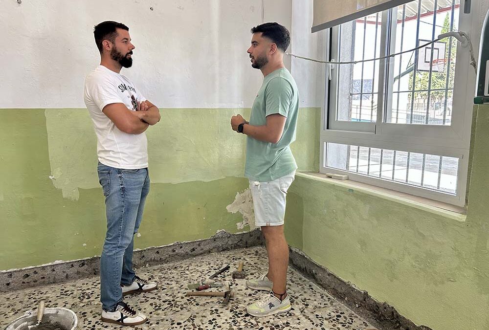 El Ayuntamiento de Peñarroya-Pueblonuevo ejecuta obras de mejora en el CEIP Eladio León