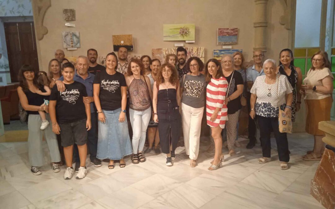 Inaugurada la exposición “Regreso a los orígenes” de Alba Damián Ramírez en el Palacete Modernista