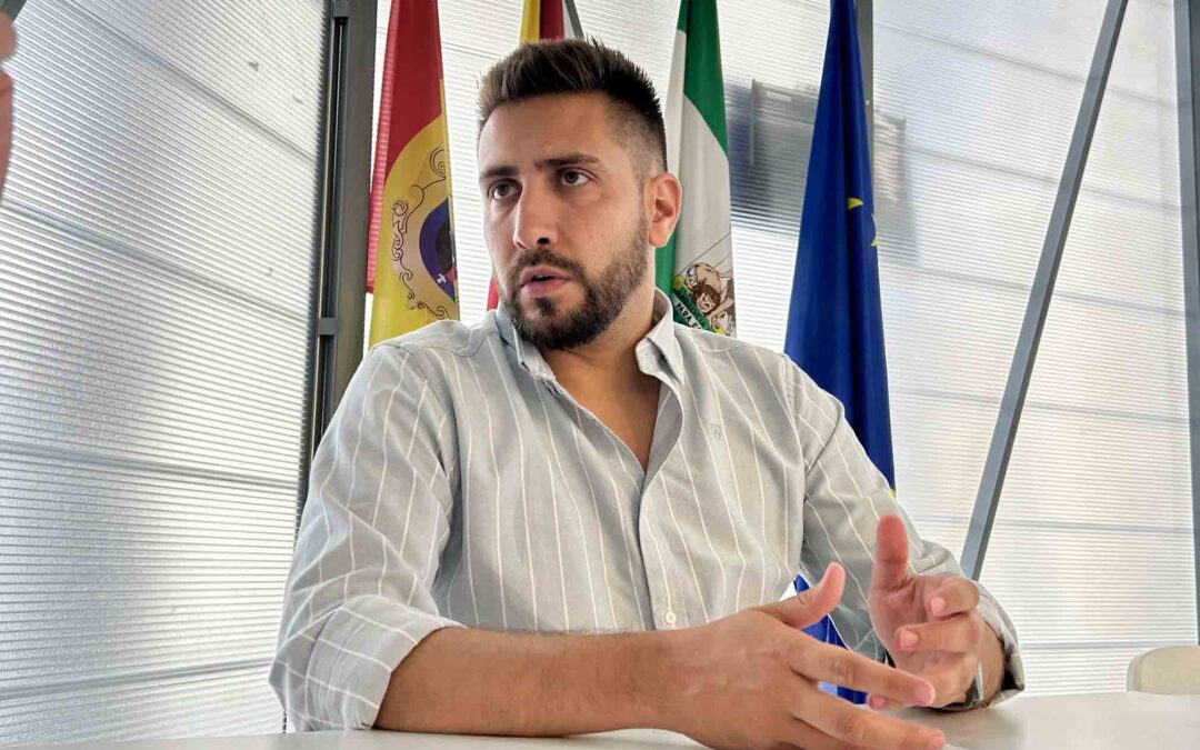Los grupos de la oposición en el Ayuntamiento de Peñarroya-Pueblonuevo excepto IU registran una moción de censura contra el alcalde Víctor Manuel Pedregosa (PSOE)