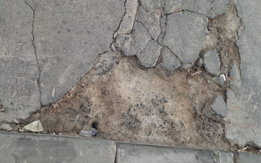 Vecinos de Peñarroya alzan la voz ante el mal estado de sus calles