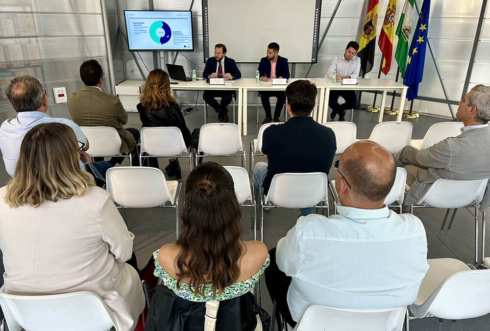 Jornada Informativa sobre Incentivos para el Desarrollo Industrial y Proyectos I+D+i Empresarial de Andalucía Trade en Peñarroya-Pueblonuevo