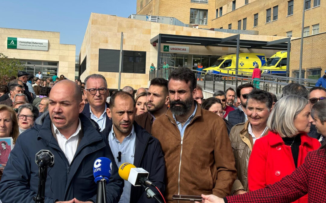 MAYORAL APOYA A LOS MÁS DE 500 VECINOS DE LOS PEDROCHES CONTRA EL DESMANTELAMIENTO DEL HOSPITAL DE POZOBLANCO