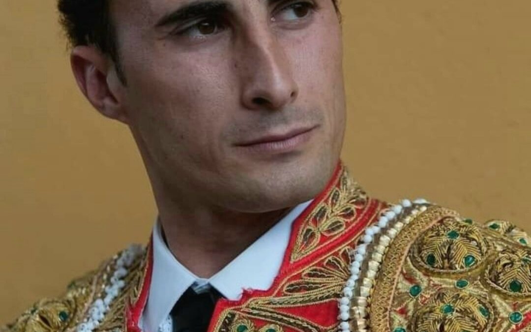 Juan Ángel García Corbacho. El novillero con caballos extremeño con nuevo apoderamiento