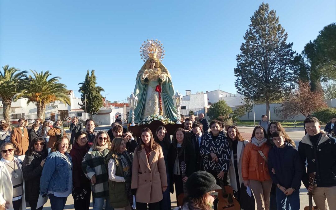Rosario de la Aurora con María Stma. de la Esperanza de Peñarroya-Pueblonuevo