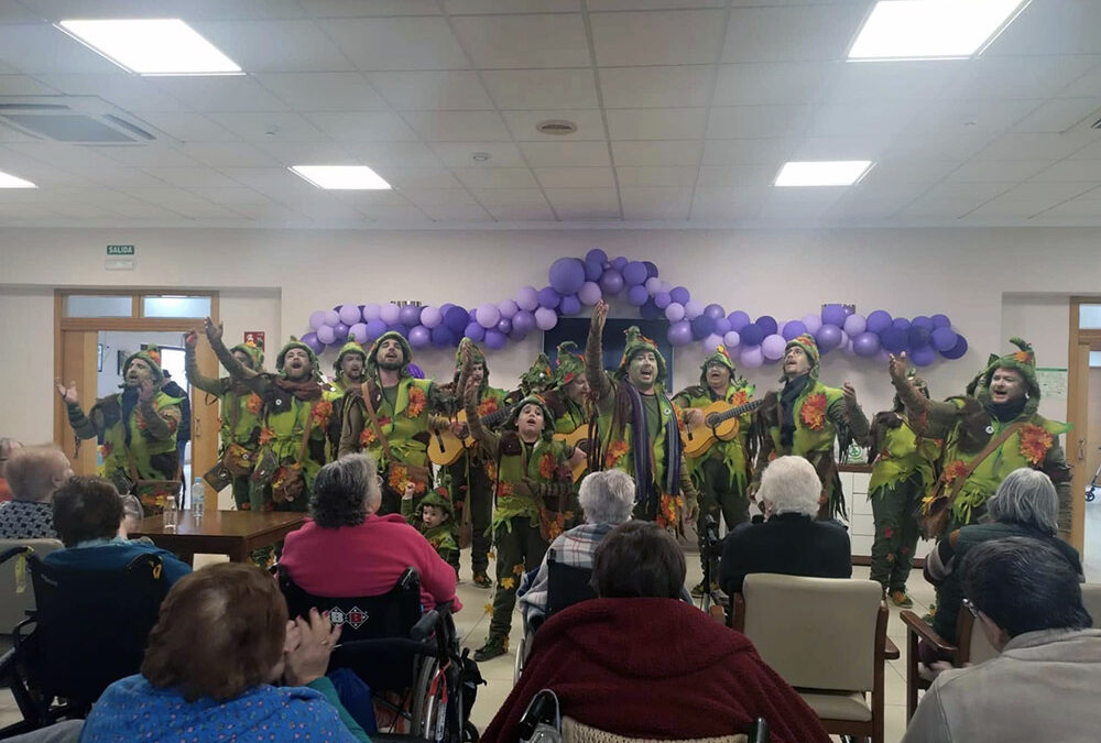 Carnaval sin edad en la Residencia Santa Bárbara