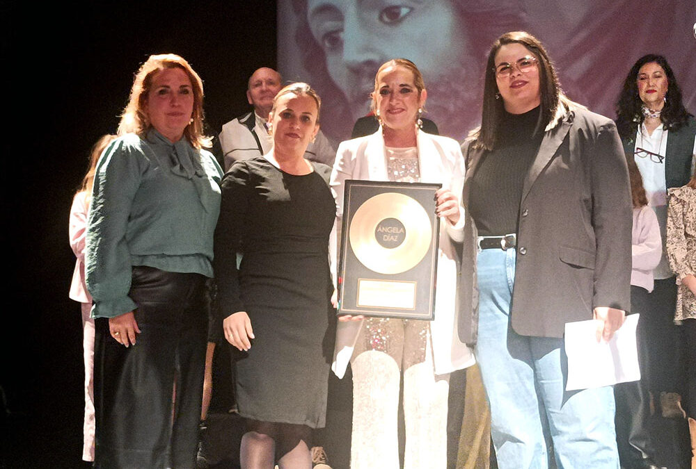 La Academia de Canto de Ángela Díaz deslumbra en la II Gala “Estrellas del Guadiato” organizada por “La Borriquita”