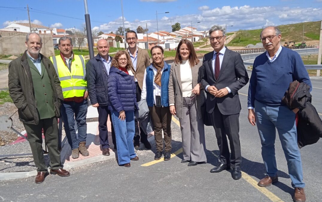 Comisión de seguimiento de la obra de la circunvalación y recepción del salón de usos múltiples en Cardenchosa-Los Morenos