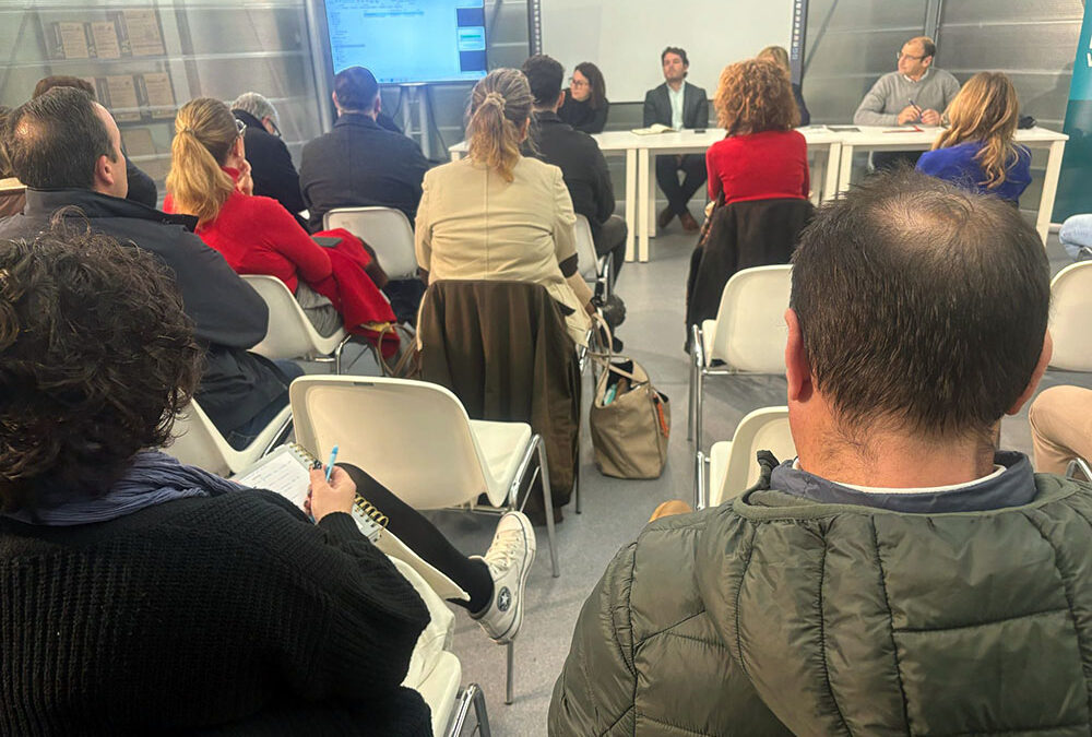 Peñarroya-Pueblonuevo acoge una jornada informativa sobre ayudas a proyectos empresariales en el marco de la Transición Justa