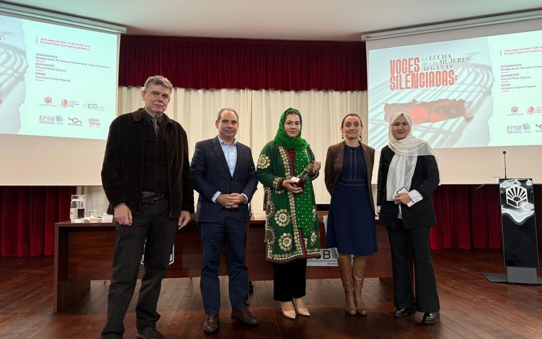 Khadija Amin en la Universidad Politécnica de Belmez: la voz de las mujeres afganas