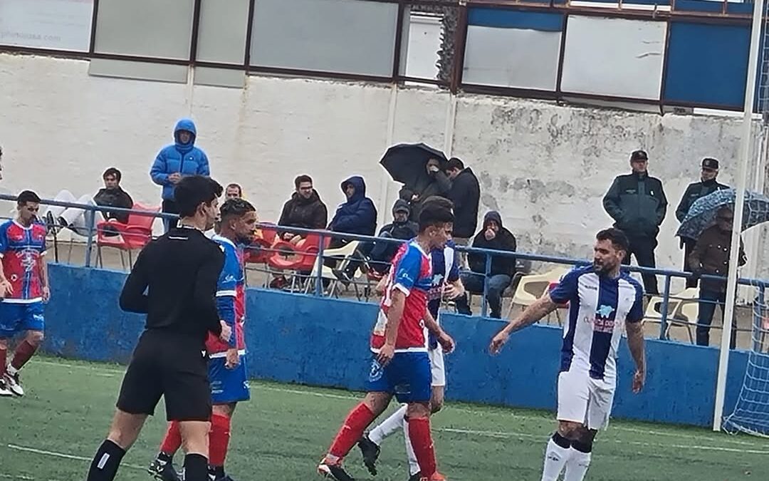 EL RECREATIVO BELMEZANO DESNUDA LAS CARENCIAS DE UN PEÑARROYA QUE NECESITA UN CAMBIO DE RUMBO