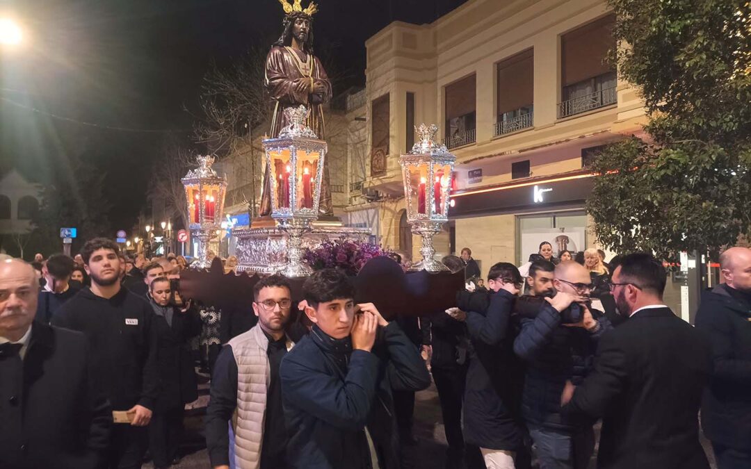 Via Crucis en las Parroquias de El Salvador y San Luis Beltrán y Santa Bárbara de Peñarroya-Pueblonuevo