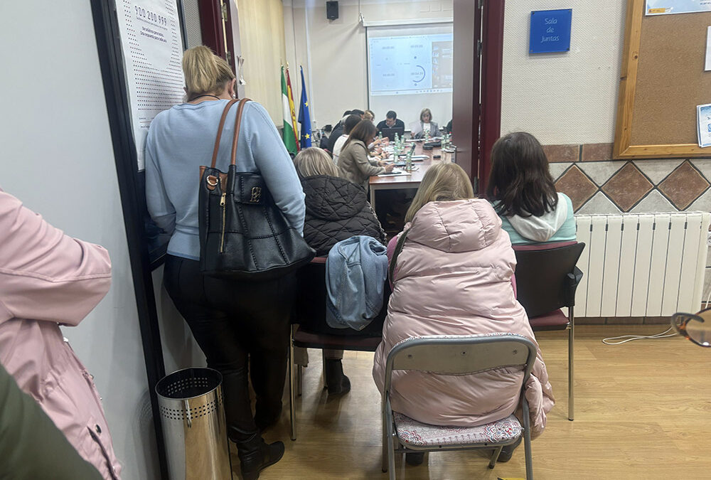 La alcaldesa desprecia al pueblo, plenos ilegales, vecinos de pie y transparencia por los suelos