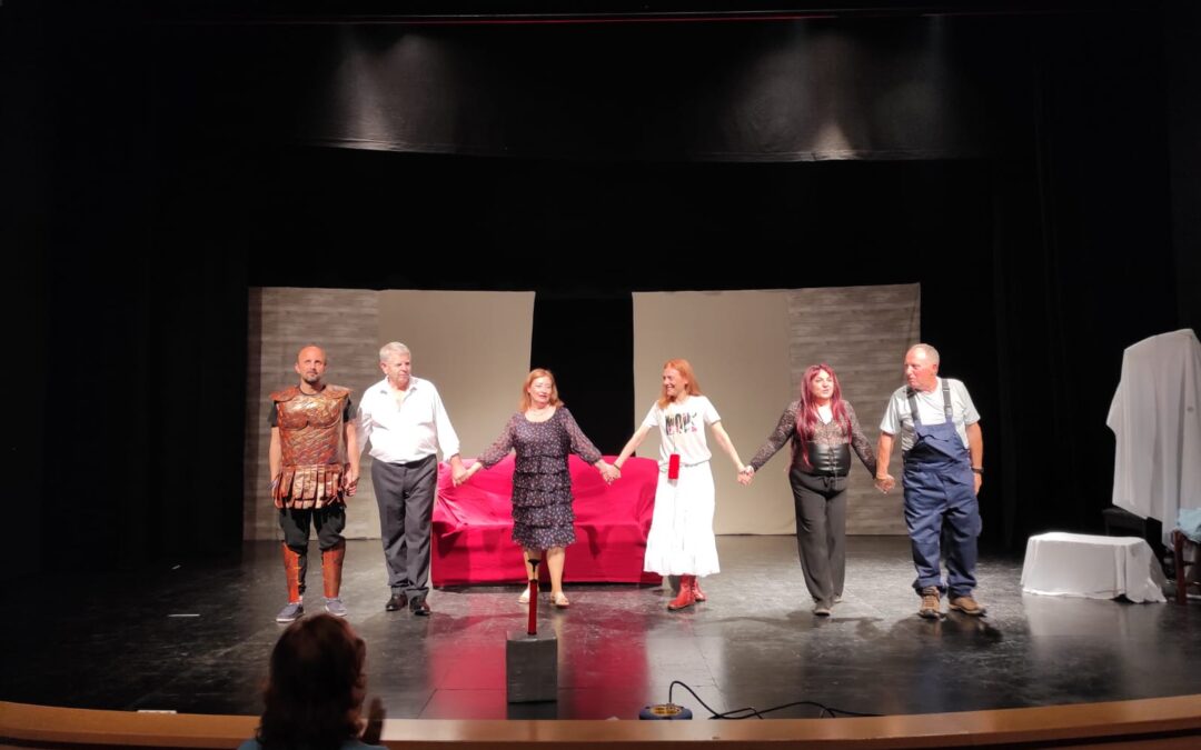 Representada la obra teatral “La Valentía”, por el Grupo de Teatro “La Tarima Alto Guadiato”