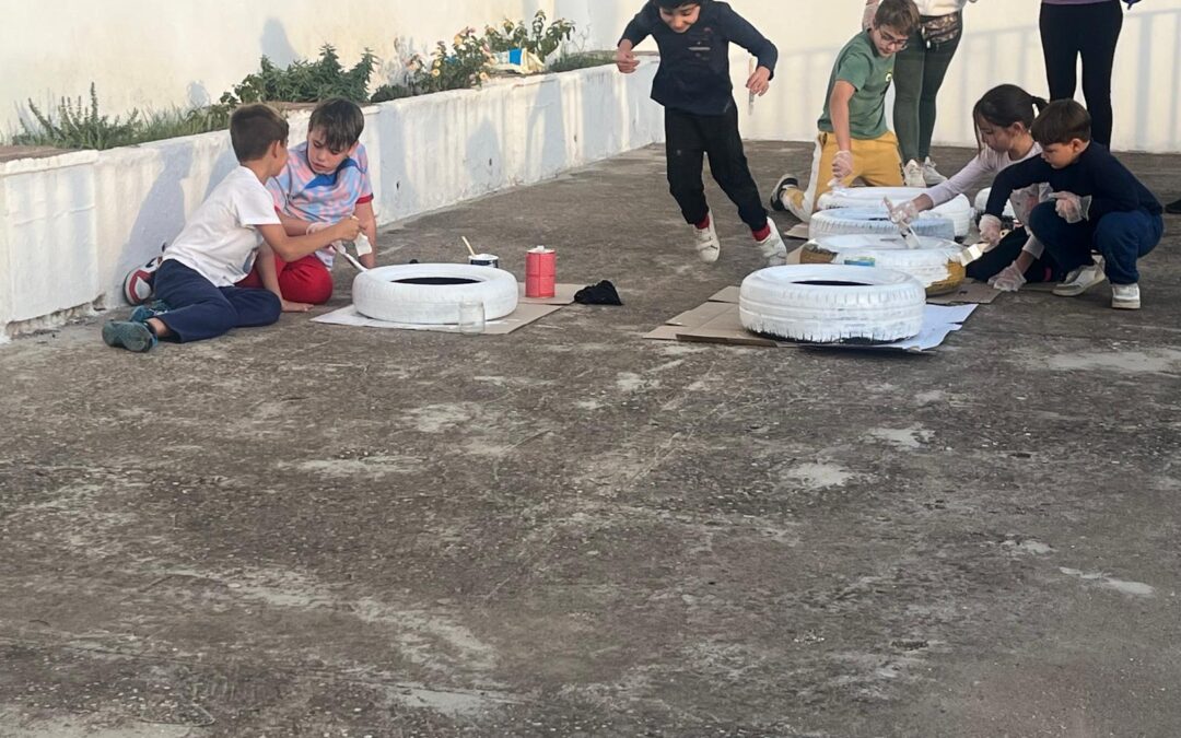 Programa de Educación Medioambiental en Villaharta: Niños y Niñas se Involucran en la Limpieza y Reciclaje