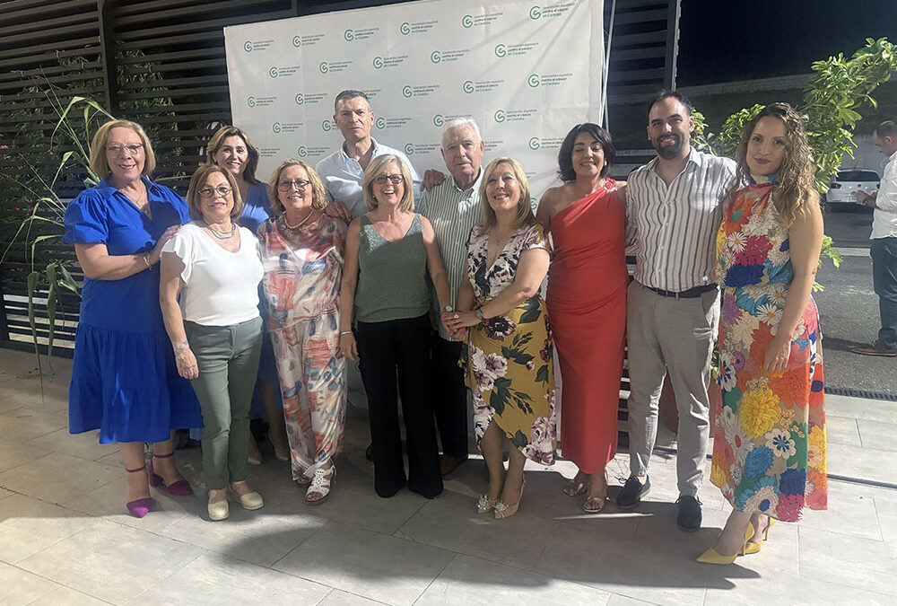 Belmez celebra con éxito la IV Cena Benéfica de la AECC para recaudar fondos contra el cáncer