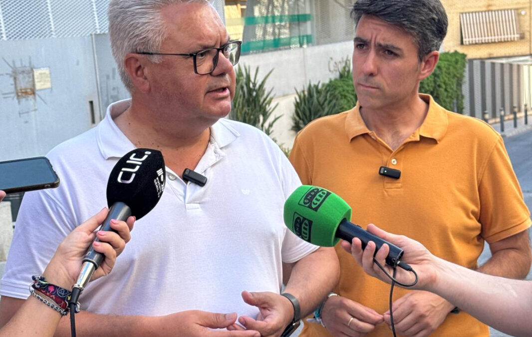 El PSOE denuncia el uso ilegal de ambulancias no asistenciales para urgencias en Córdoba y alerta del colapso sanitario en Puente Genil