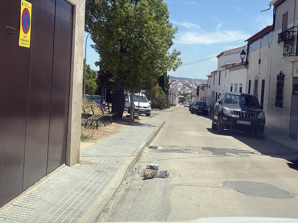Registro sin terminar en la clle Málaga (2)