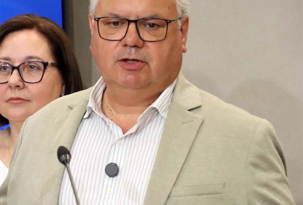 Esteban Morales acusa a la Junta de Andalucía de incompetencia ante la persistente contaminación del embalse de La Colada