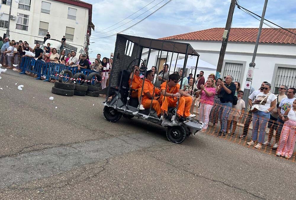 VIII Bajada de Autos Locos en Belmez: el Guadiato se vuelca con la fiesta