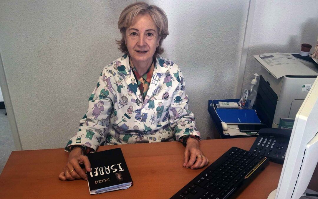 ISABEL SÁNCHEZ CALDERÓN – “LA ENFERMERA QUE NO VOLÓ SOBRE EL NIDO DEL CUCO PARA CUIDAR DE SUS ENFERMOS”
