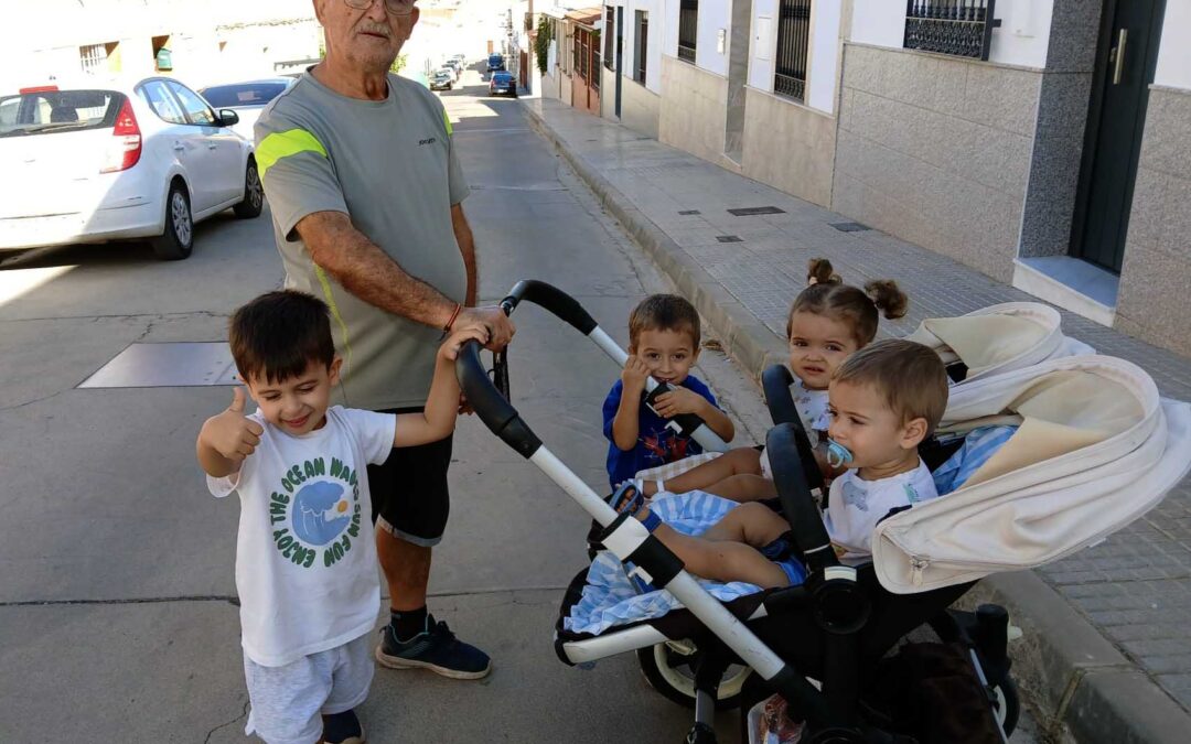 LUCIO CAMBRÓN DOMÍNGUEZ – EL BOTICARIO QUE HA CUIDADO Y ALIMENTADO A VARIAS GENERACIONES EN PEÑARROYA PUEBLONUEVO