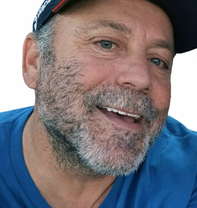 SERAFÍN MARTÍNEZ – EL CONSTRUCTOR DE LOS SUEÑOS IMPOSIBLES –