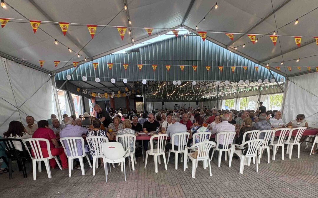 El Club Municipal «El Jardín» celebra su tradicional comida anual