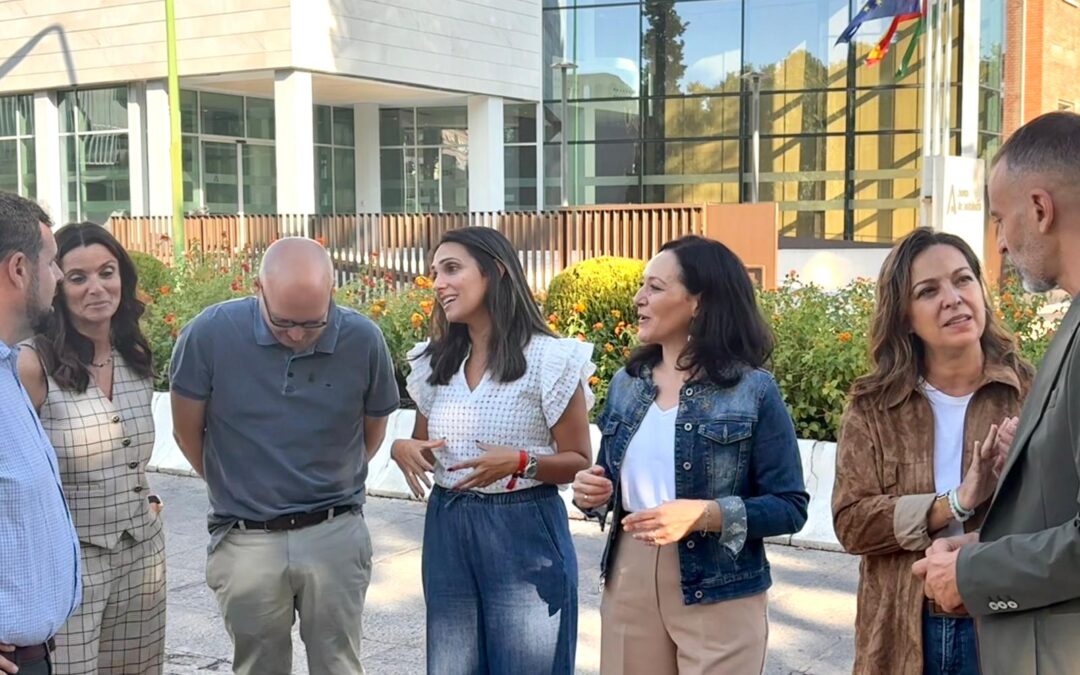 PSOE acusa a Moreno Bonilla de tener la salud mental “en estado vegetativo” en Córdoba, segunda en suicidios de Andalucía
