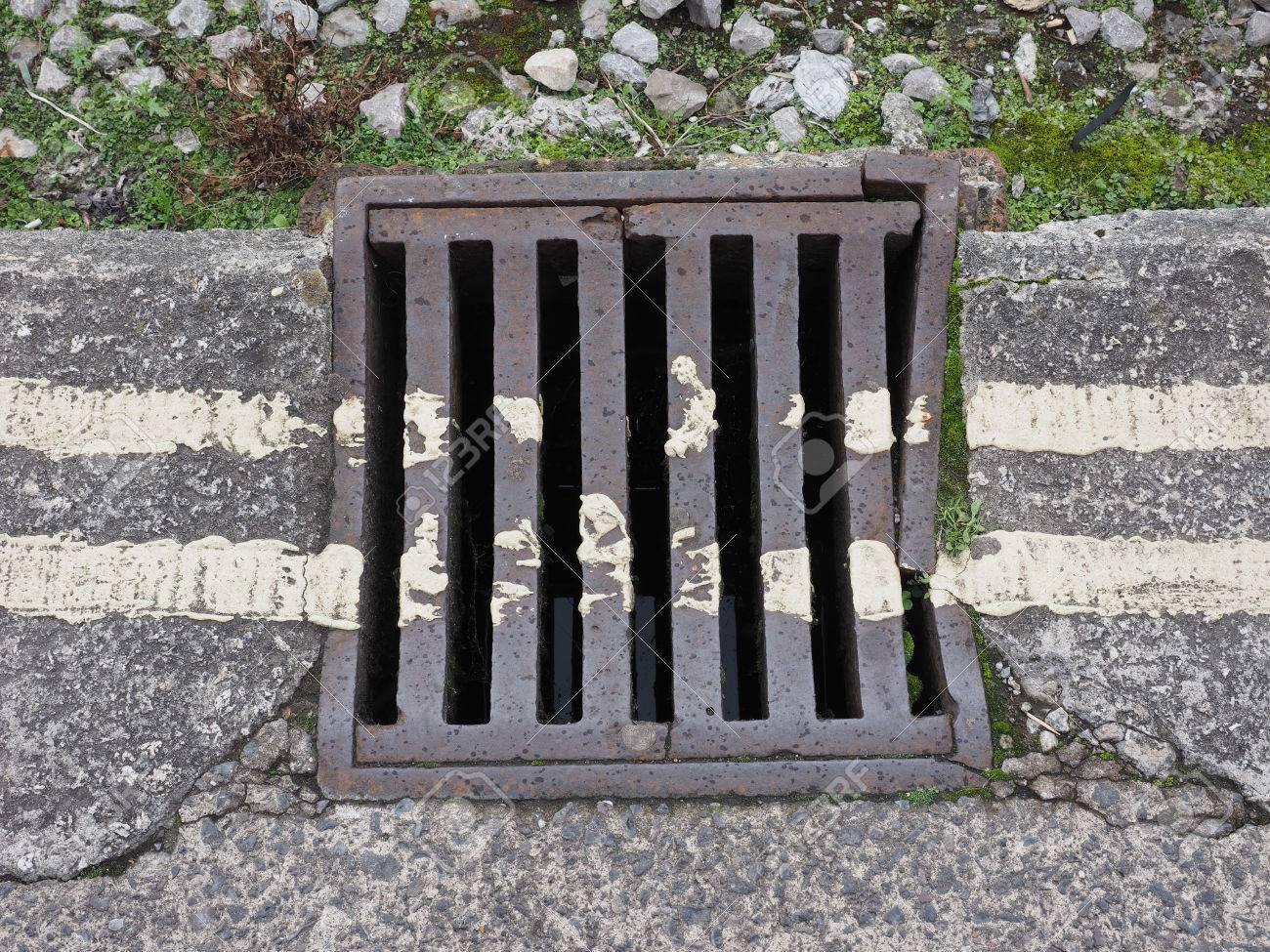 Drain manhole detail