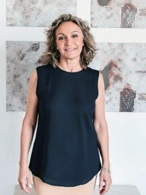 JULIA LÓPEZ SEGADOR – LAS PALABRAS EXACTAS PARA UNA MUJER SENCILLAMENTE EXTRAORDINARIA –