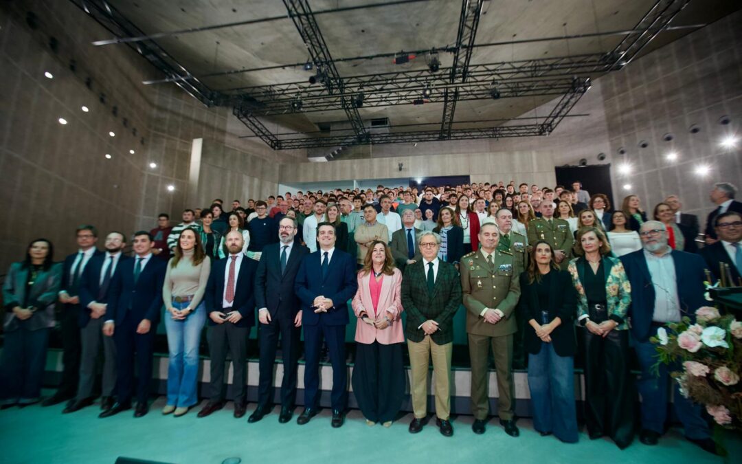 La Junta oferta 2.100 plazas de FP en 31 ciclos para opositar a la Base Logística de Córdoba