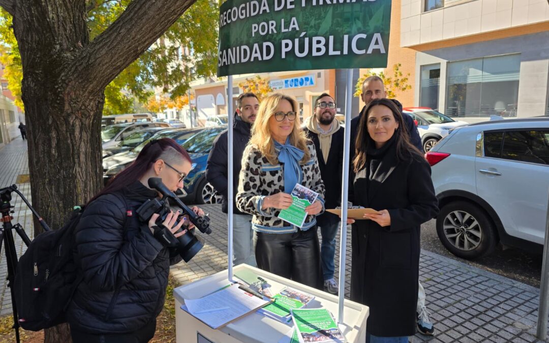 El PSOE de Córdoba denuncia que los andaluces “están vendidos” con la sanidad en manos de Moreno Bonilla