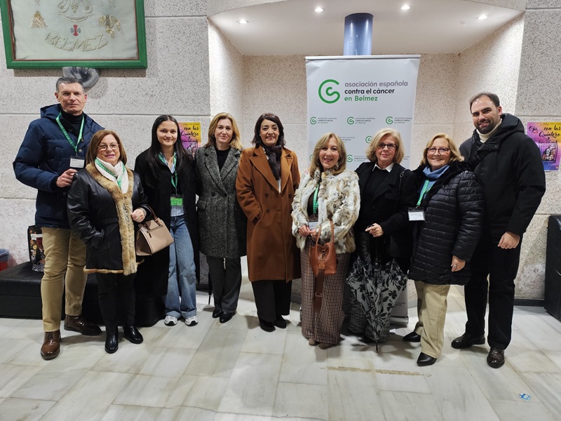 Belmez disfruta del mejor teatro popular andaluz con una cita solidaria a favor de la AECC