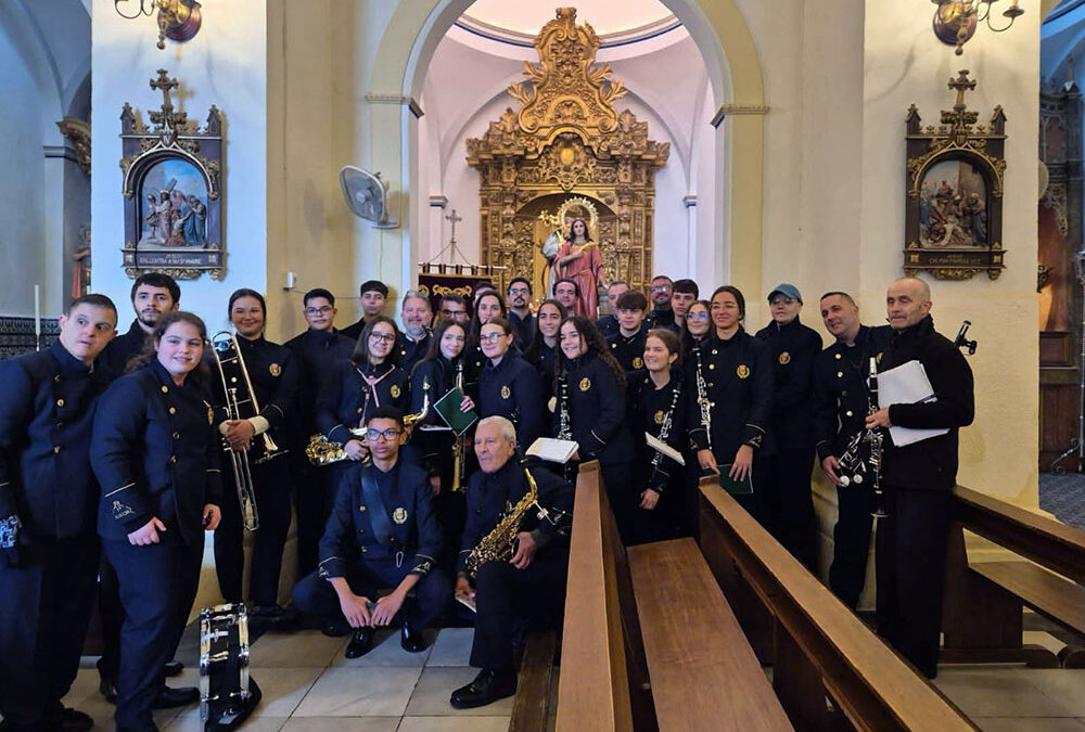 Santa Bárbara vuelve a recorrer las calles de Belmez en una jornada de devoción y homenaje a los mineros