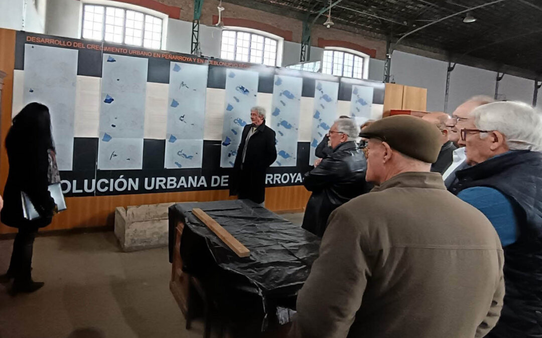 La arquitecta María Isabel Payer presenta una exposición sobre la evolución urbana de Peñarroya-Pueblonuevo