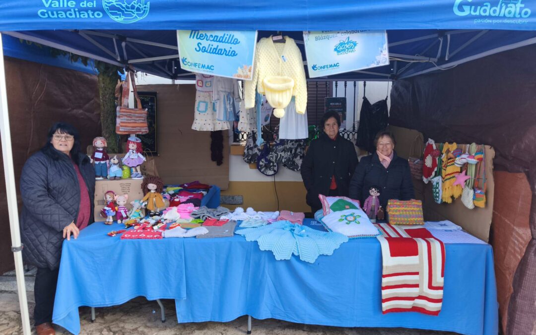 Los Blázquez vive un fin de semana mágico con su Mercado Navideño