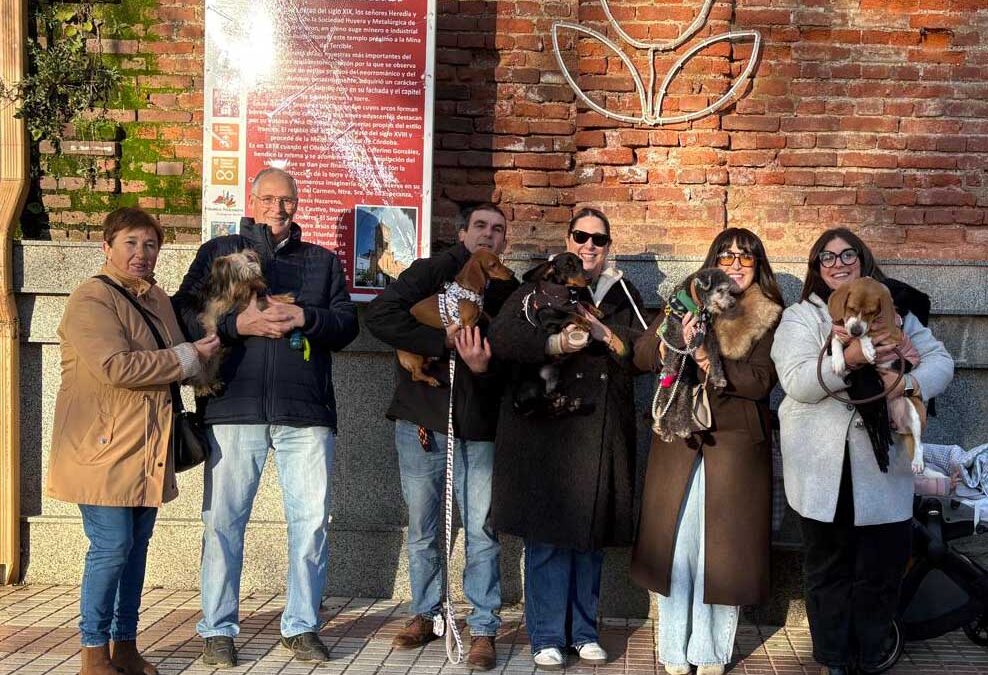 Peñarroya-Pueblonuevo celebra San Antón con la tradicional bendición de mascotas