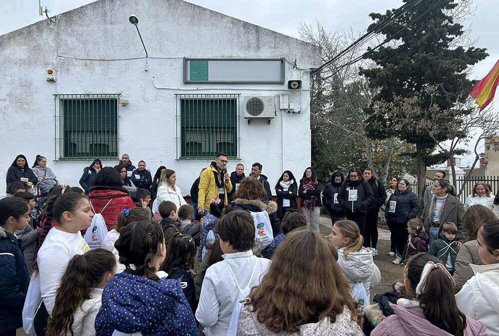 El CEIP Aurelio Sánchez hace que la paz suene fuerte y solidaria