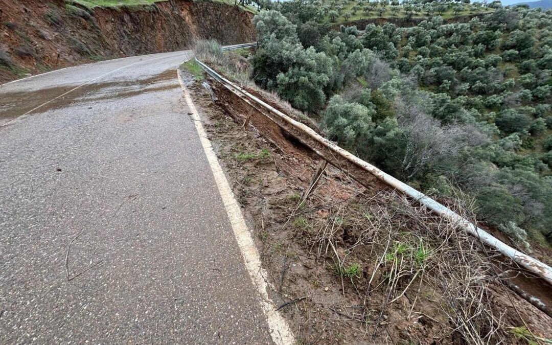 Cuatro carreteras de la Diputación de Córdoba permanecen cortadas por la borrasca Joseph