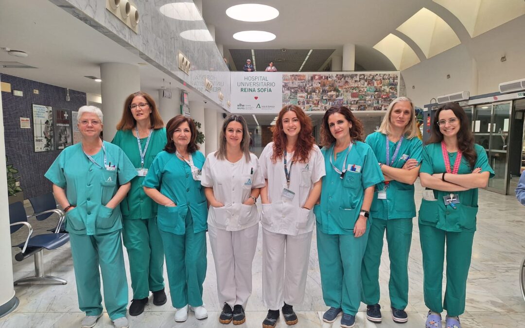 El Hospital Reina Sofía implanta por primera vez válvulas endoscópicas para tratar la EPOC avanzada