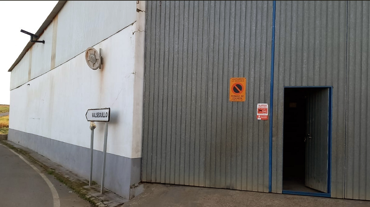 Espejo de seguridad completamente roto