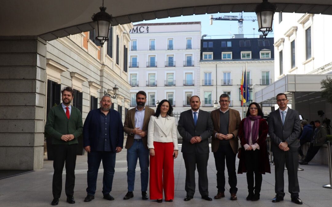 CRESPÍN DEFIENDE EN EL CONGRESO QUE “SÓLO LO PÚBLICO SALVA AL PUEBLO” TRAS LAS TRAGEDIAS FERROVIARIAS EN ADAMUZ Y GELIDA