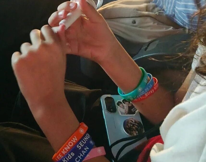 El K-pop convierte un cine en estadio: Stray Kids desata la fiebre global antes del asalto a Madrid