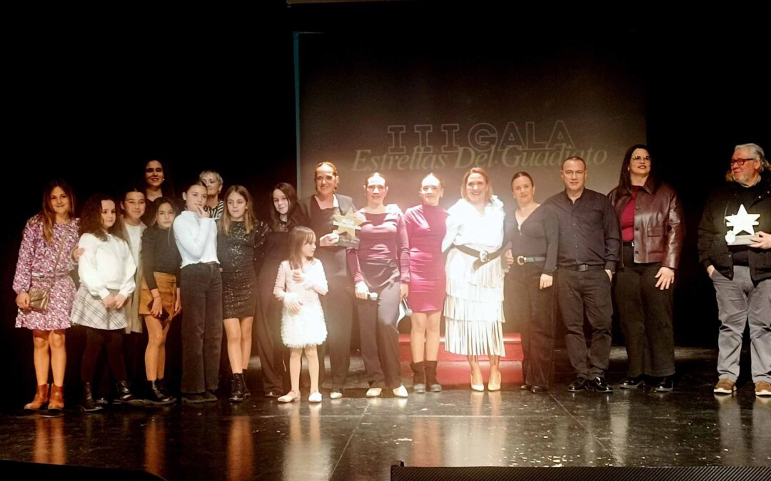 La III Gala “Estrellas del Guadiato” reúne en Peñarroya-Pueblonuevo a artistas de toda la comarca